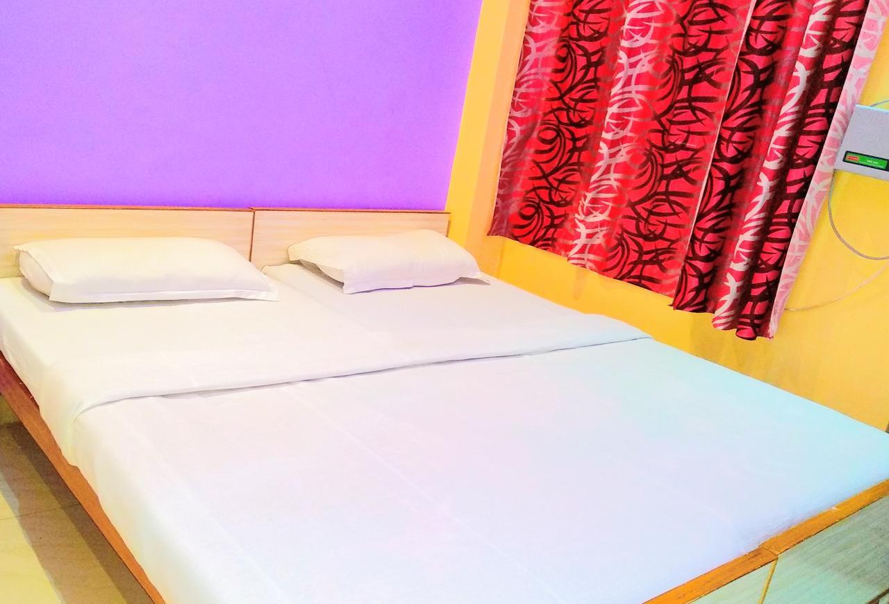 Shree Sai Paying Guest House バラナシ エクステリア 写真